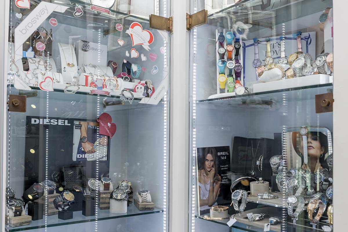 Gioielleria del giudice pozzuoli